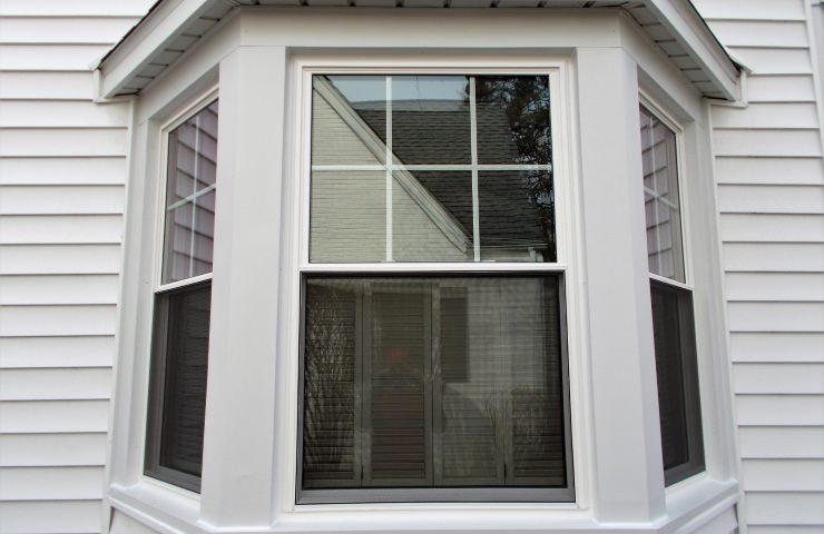 Know If Specialty Windows Are Right for Your Home Remodel